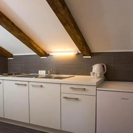 Mia - One Bedroom Floor * דוברובניק