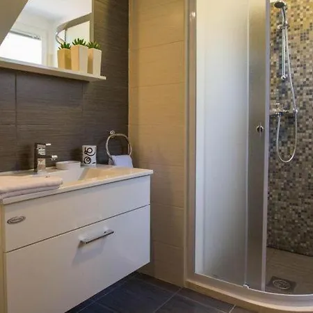 Mia - One Bedroom Floor * دوبروفينك